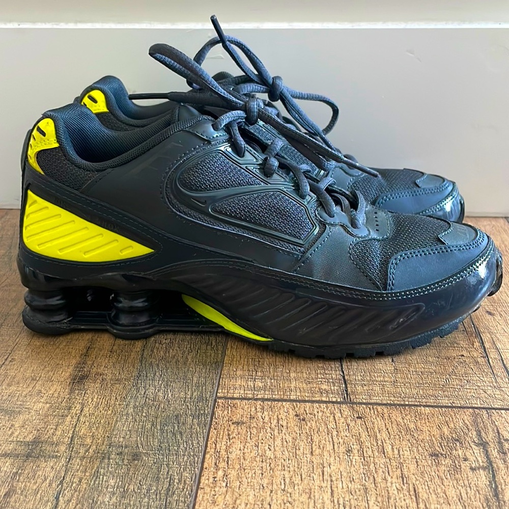 Nike Shox Enigma 9000